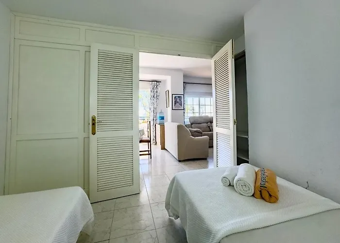 Mediterráneo 6 9 Charming Beachfront 1bedroom With Stunning Sea Views Appartamento *